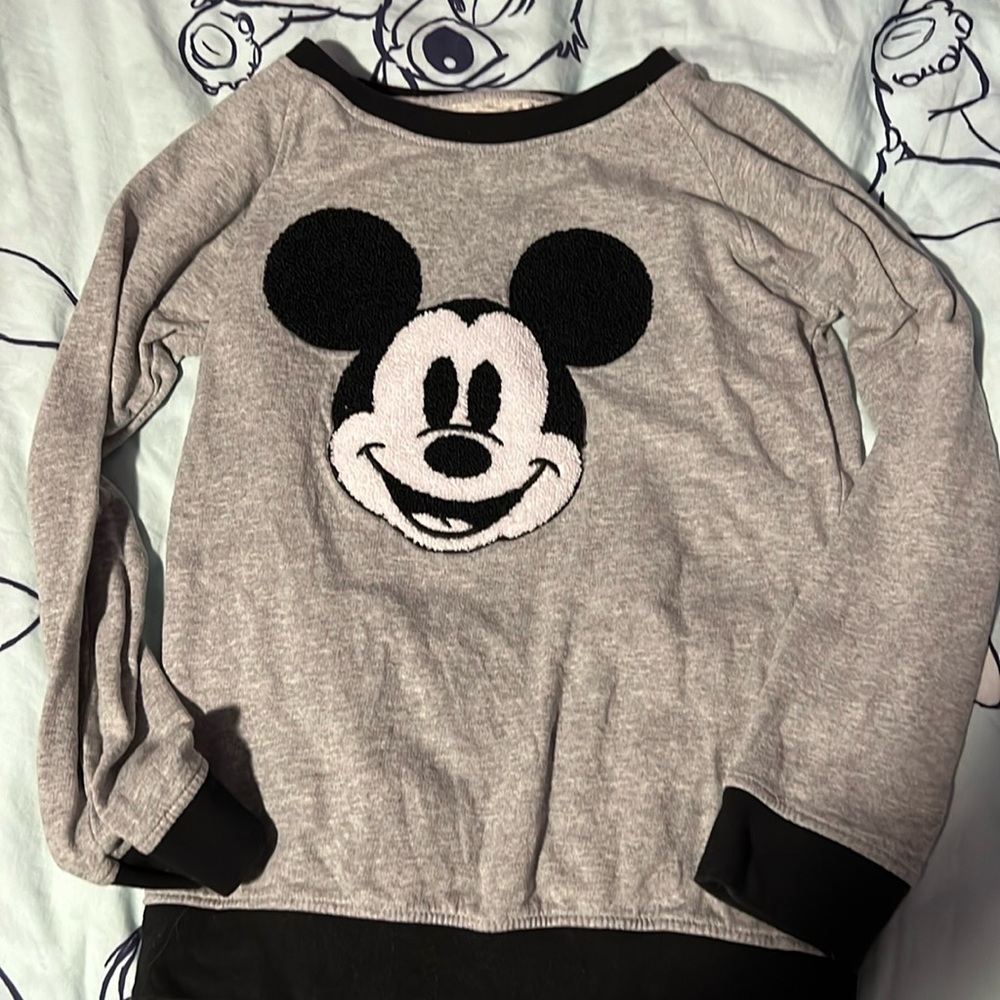 Kid’s size 8 Mickey Mouse Sweatshirt. Monica+Andy